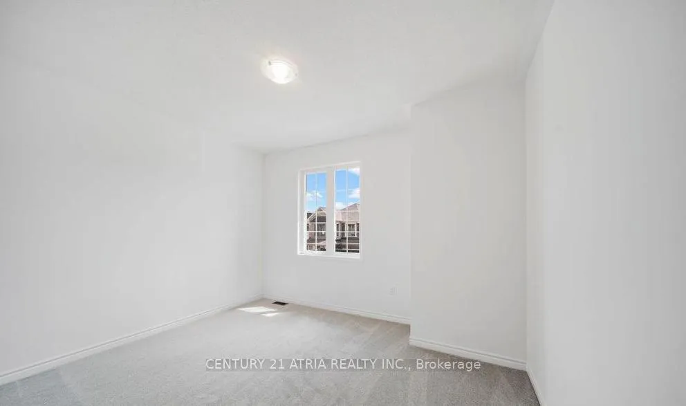 Photo 15 of 1408 Mockingbird Square, Pickering, Rural Pickering — HOMEH