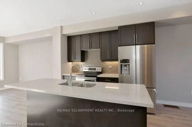 Photo 9 of 21 Walters Lane, Grimsby, Grimsby Beach — HOMEH