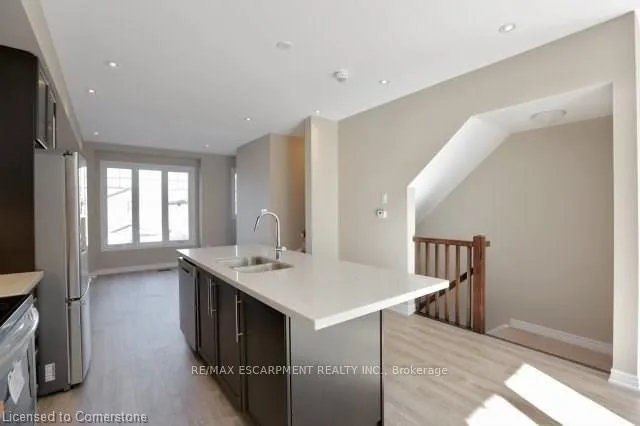 Photo 11 of 21 Walters Lane, Grimsby, Grimsby Beach — HOMEH