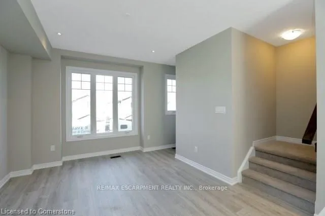 Photo 13 of 21 Walters Lane, Grimsby, Grimsby Beach — HOMEH