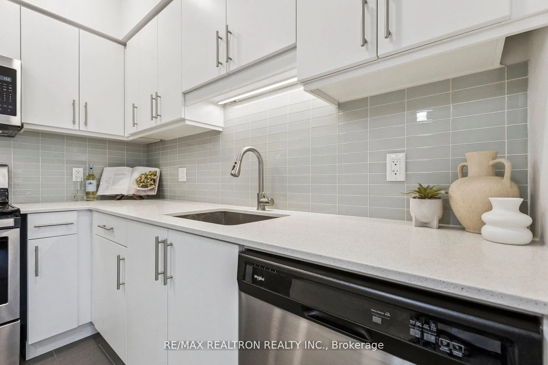 Photo 14 of Unit 313, 399 Queen Street S, Kitchener — HOMEH