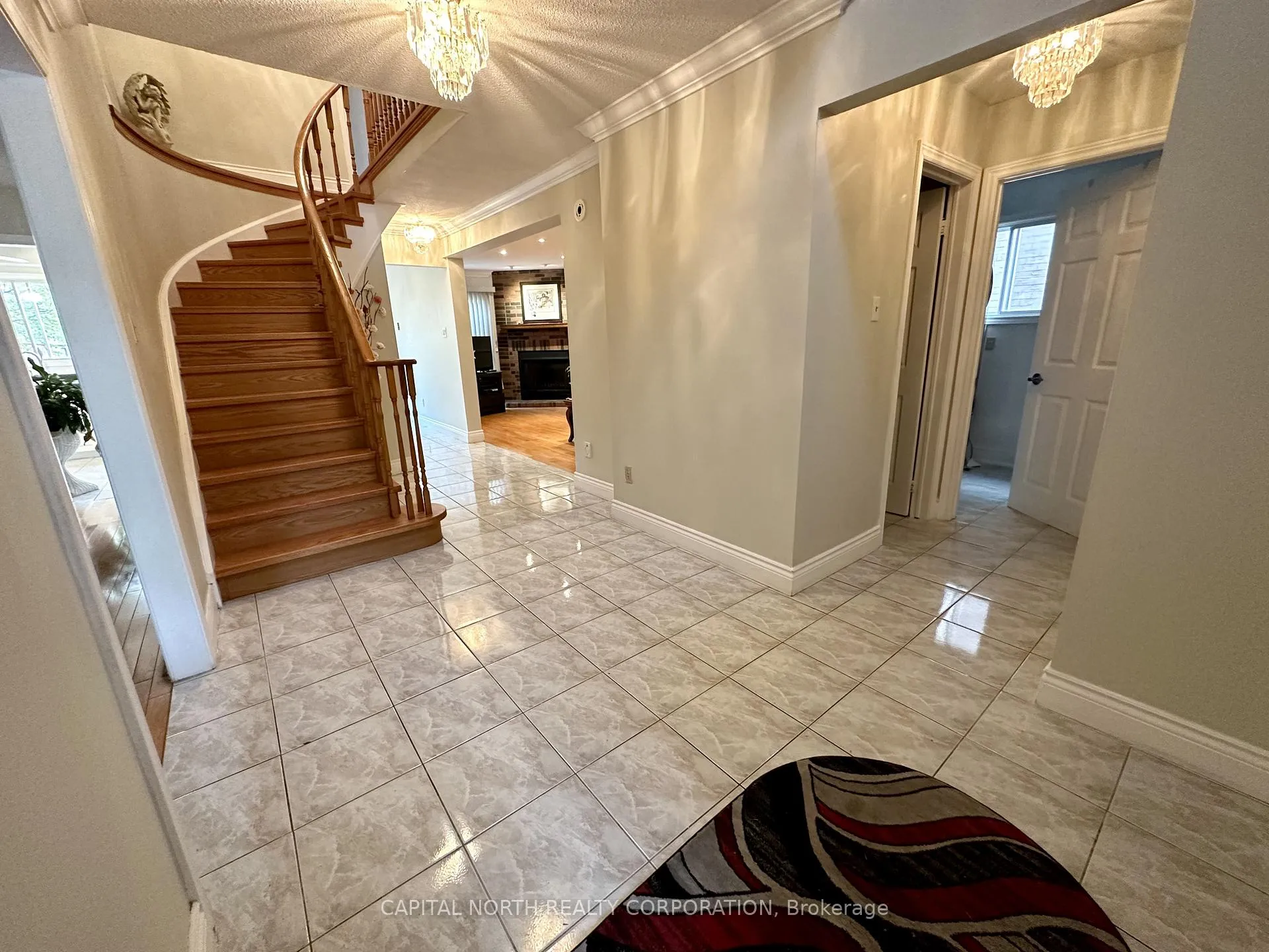 Photo 3 of Unit Upper, 2366 Denvale Drive W, Pickering, Brock Ridge — HOMEH