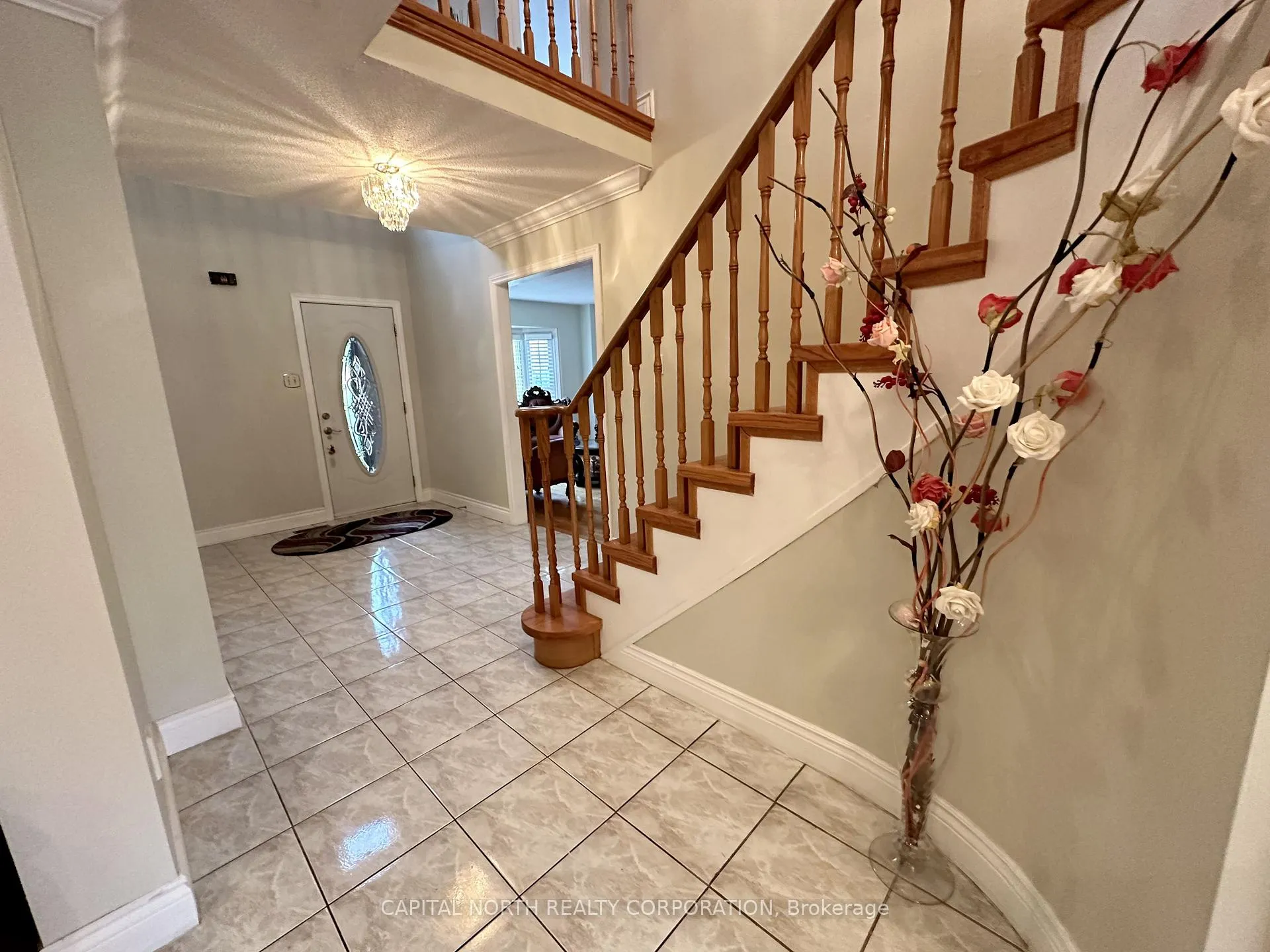 Photo 4 of Unit Upper, 2366 Denvale Drive W, Pickering, Brock Ridge — HOMEH