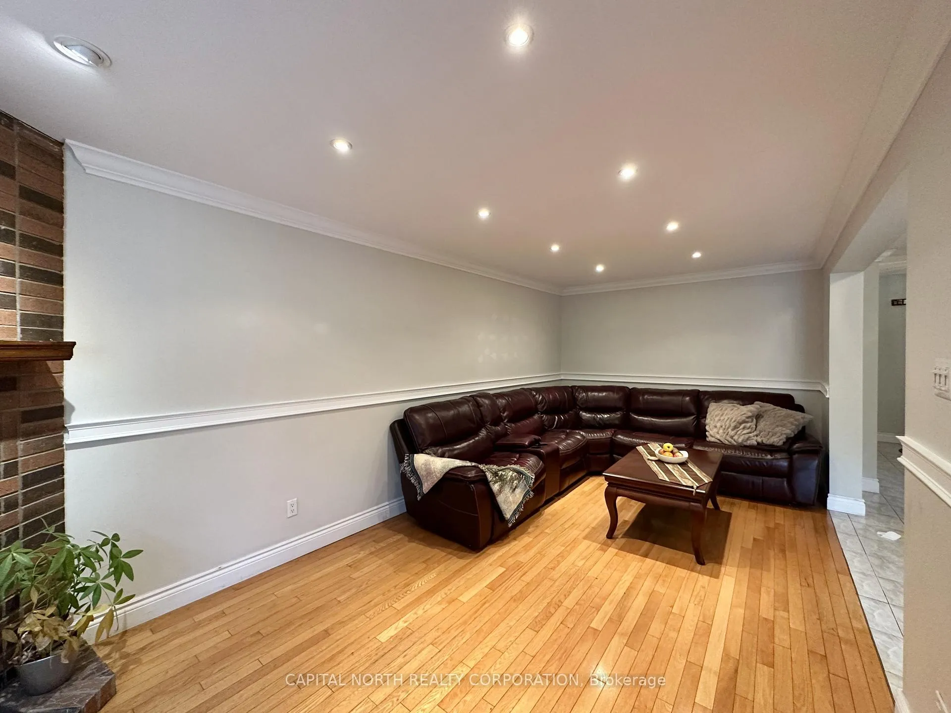 Photo 12 of Unit Upper, 2366 Denvale Drive W, Pickering, Brock Ridge — HOMEH