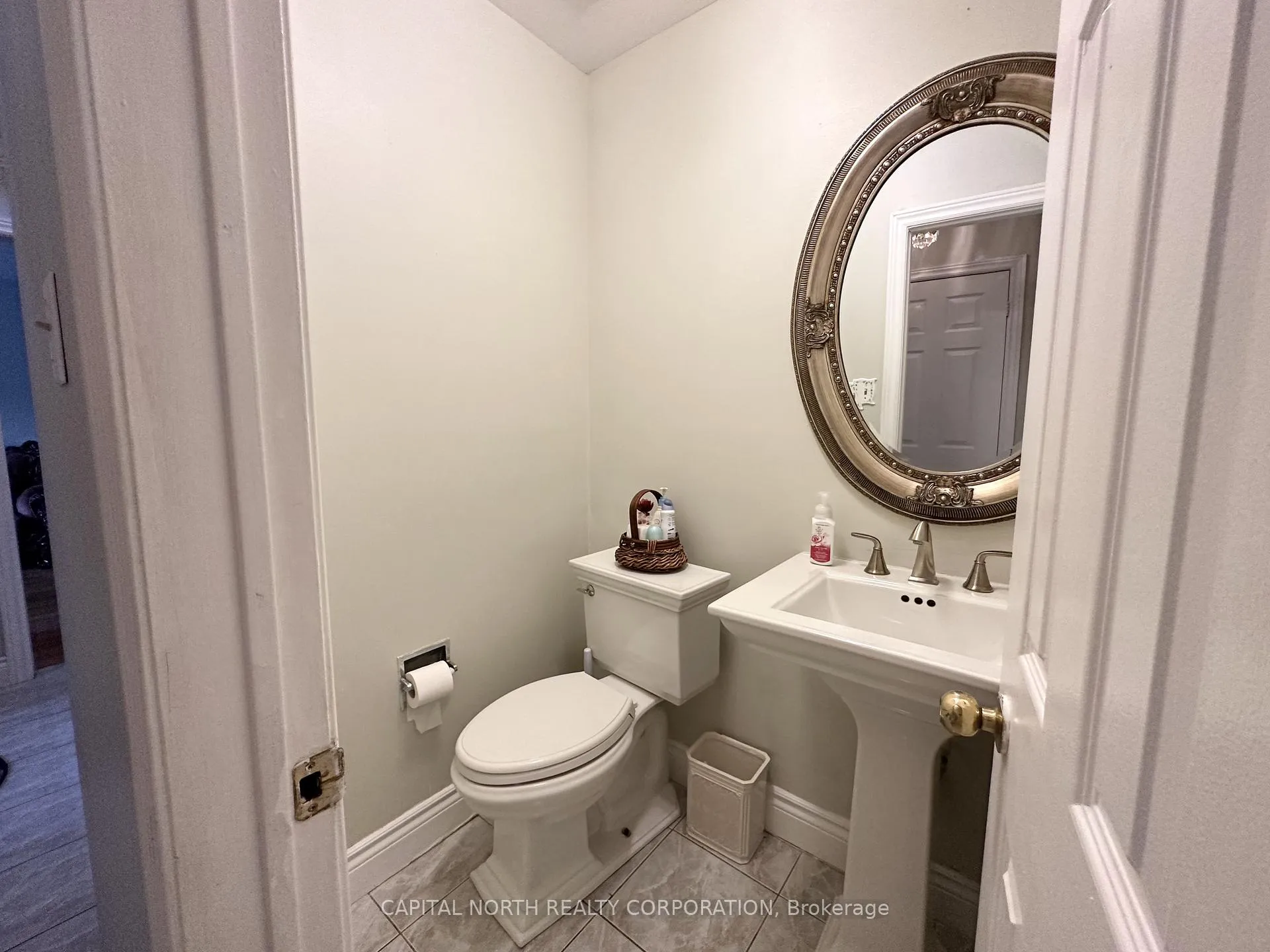 Photo 14 of Unit Upper, 2366 Denvale Drive W, Pickering, Brock Ridge — HOMEH