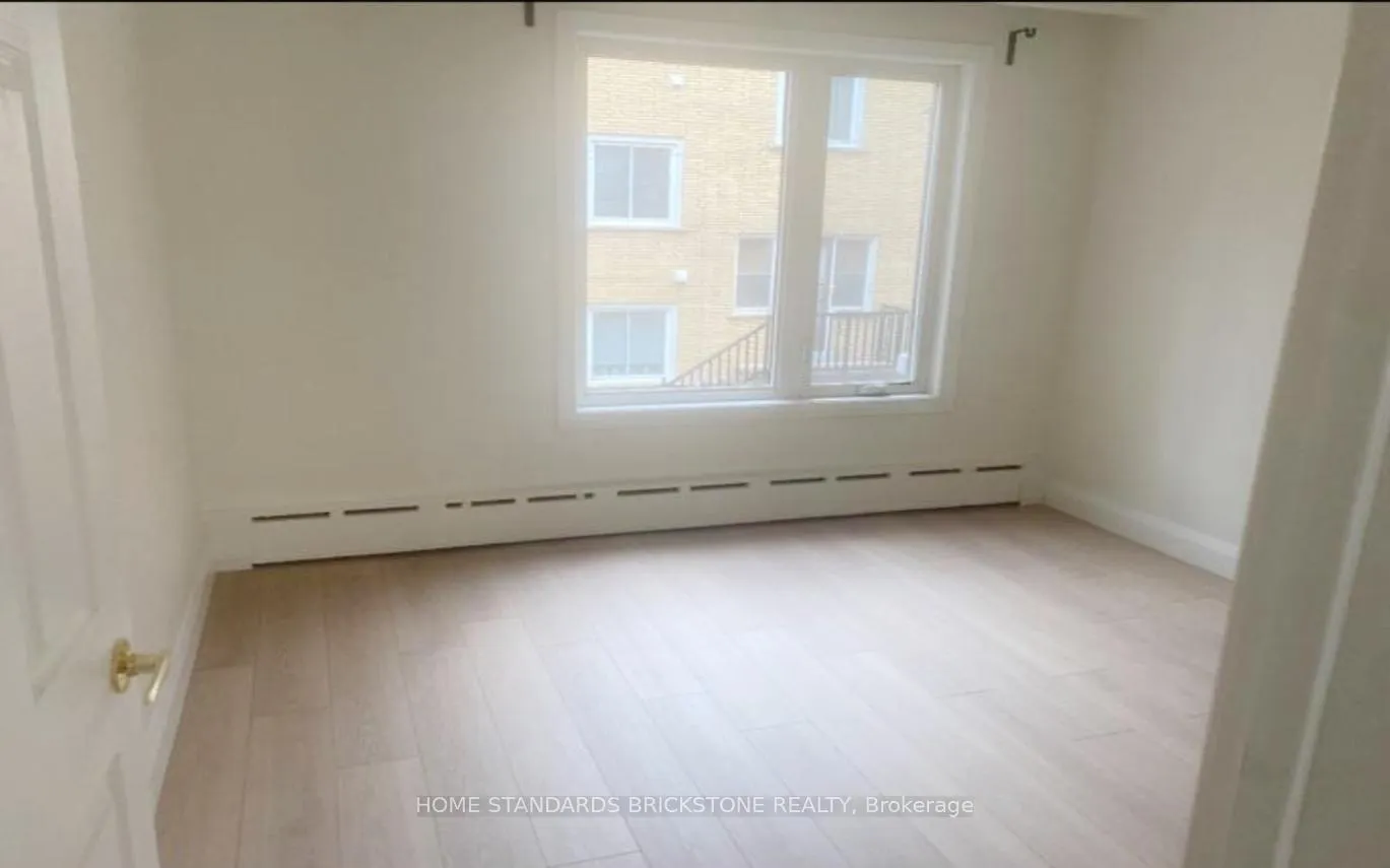 Photo 5 of 86 Rosewell Ave, Toronto, Yonge-Eglinton — HOMEH