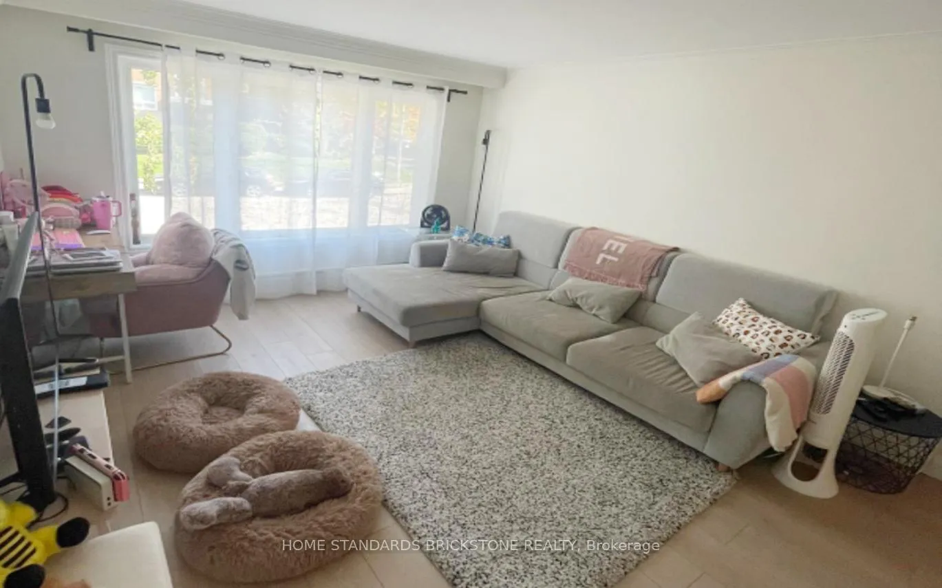 Photo 6 of 86 Rosewell Ave, Toronto, Yonge-Eglinton — HOMEH
