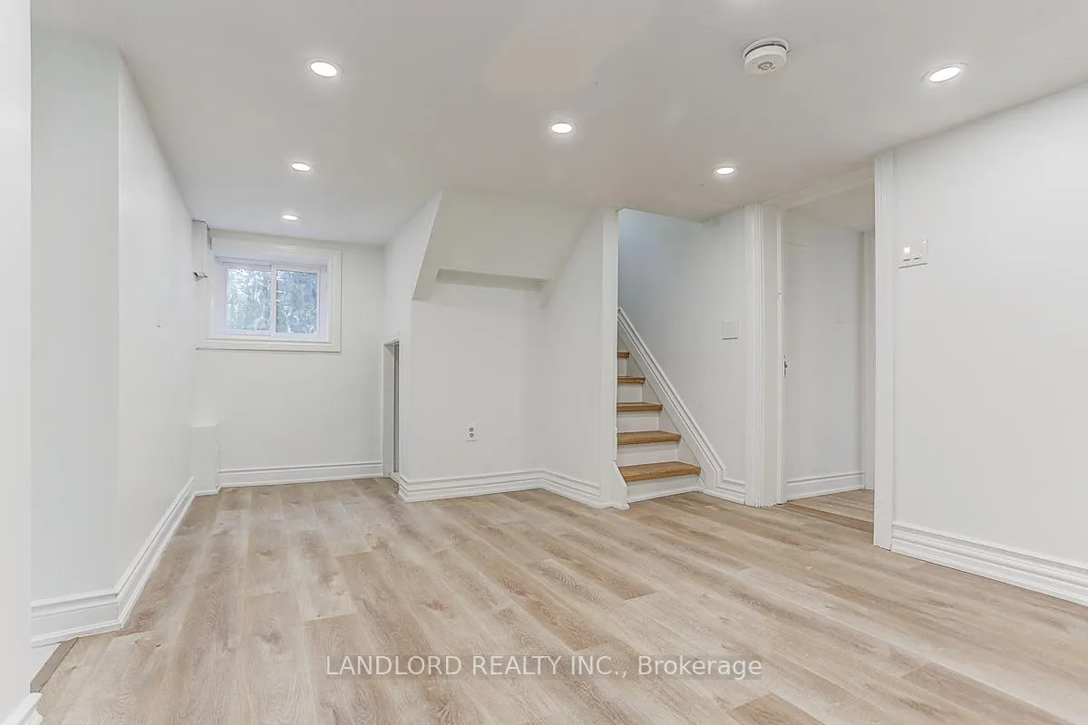 Photo 13 of Unit Lower, 1206 Broadview Avenue, Toronto, Broadview North — HOMEH