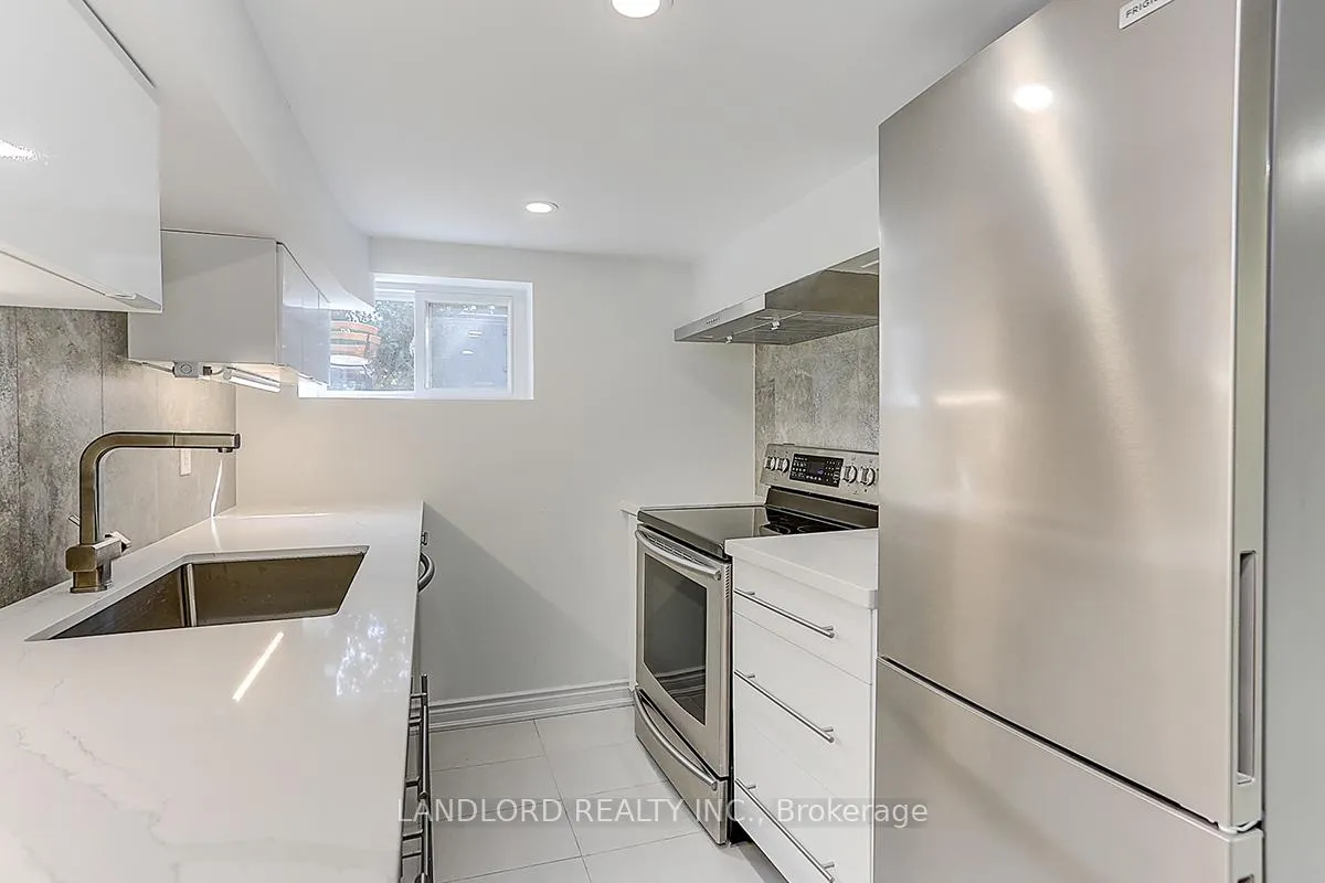 Photo 21 of Unit Lower, 1206 Broadview Avenue, Toronto, Broadview North — HOMEH