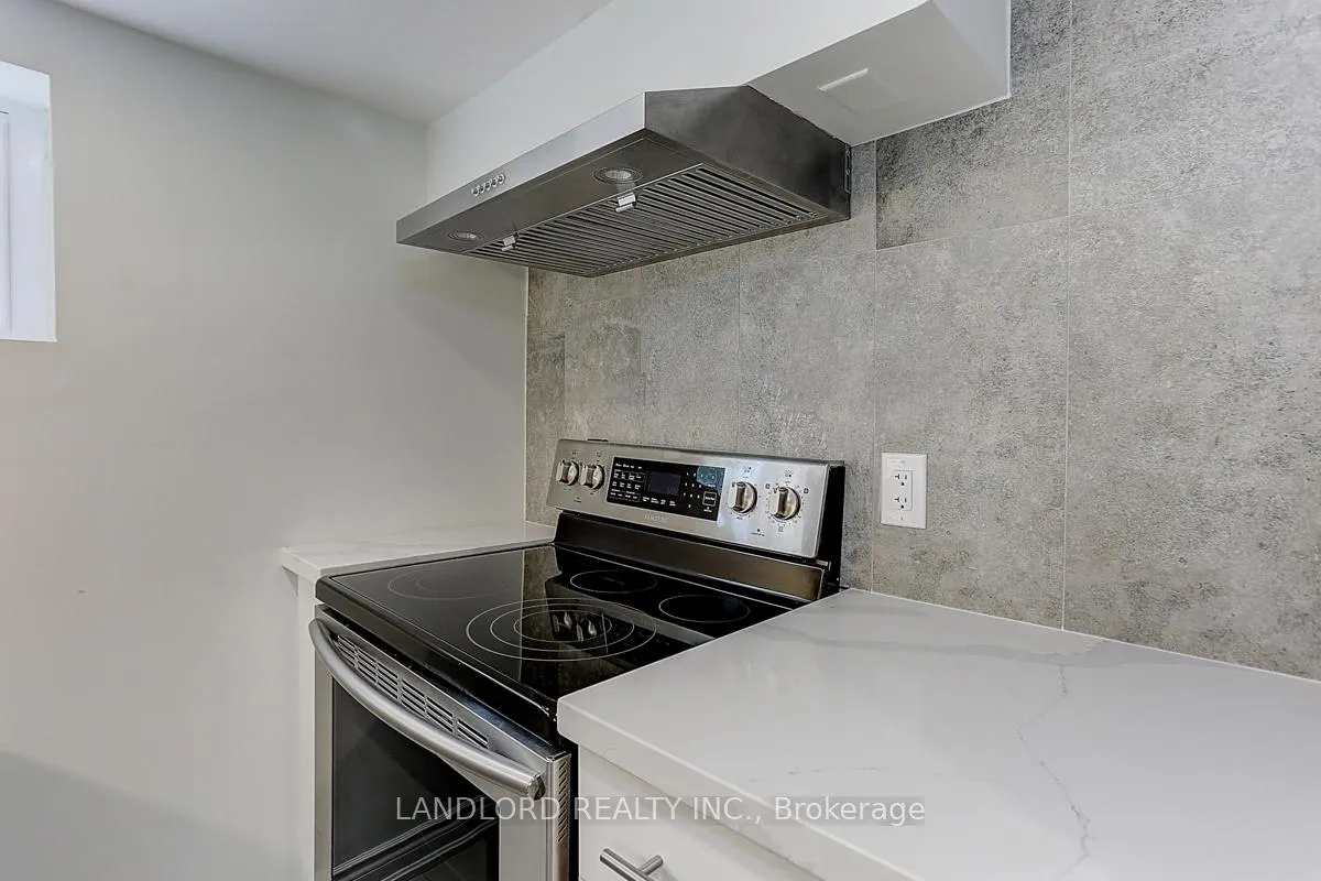 Photo 23 of Unit Lower, 1206 Broadview Avenue, Toronto, Broadview North — HOMEH