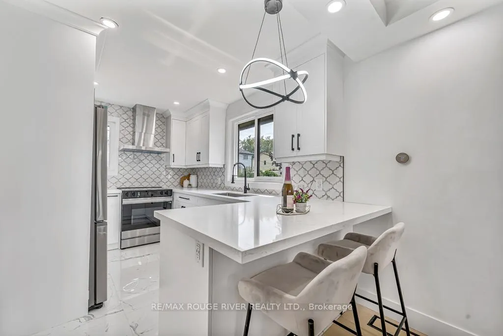 Photo 11 of Unit MAIN, 1341 Park Road S, Oshawa, Lakeview — HOMEH