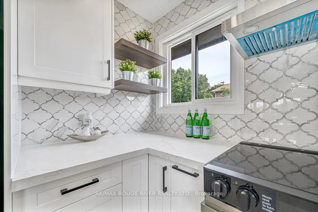 Photo 13 of Unit MAIN, 1341 Park Road S, Oshawa, Lakeview — HOMEH