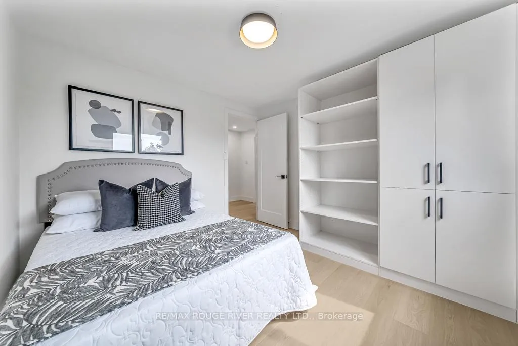 Photo 26 of Unit MAIN, 1341 Park Road S, Oshawa, Lakeview — HOMEH