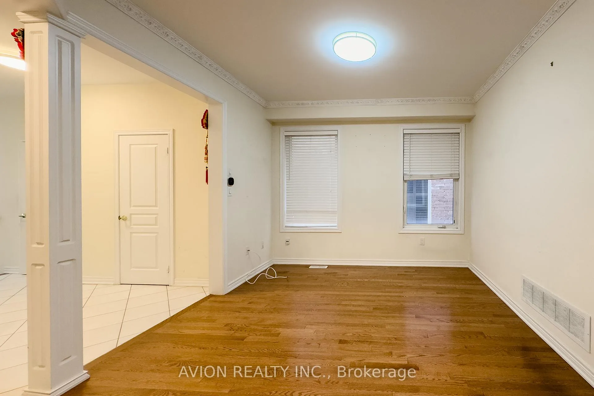 Photo 4 of Unit Upper, 45 Haskett Drive S, Markham, Cedar Grove — HOMEH