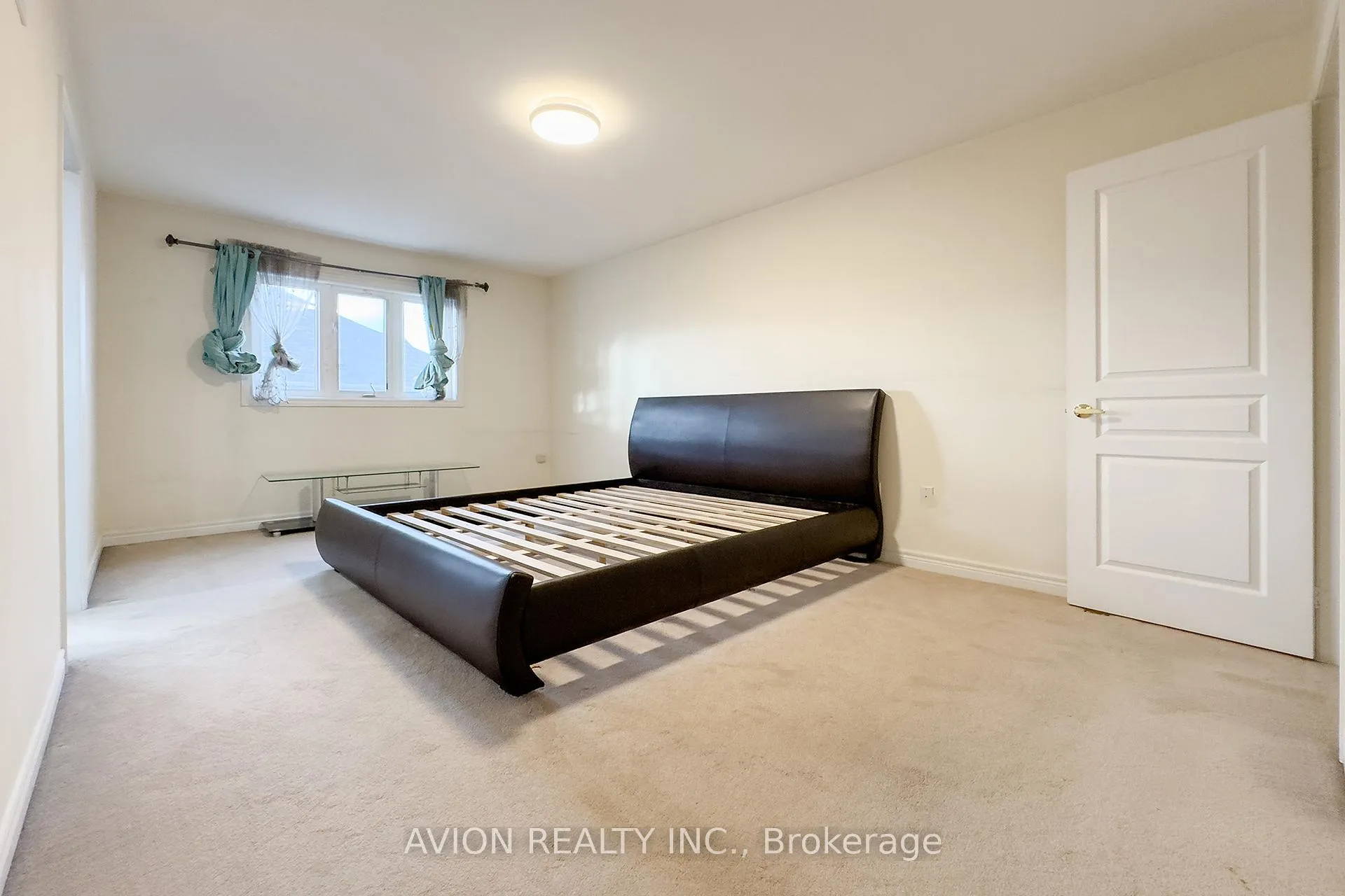 Photo 8 of Unit Upper, 45 Haskett Drive S, Markham, Cedar Grove — HOMEH