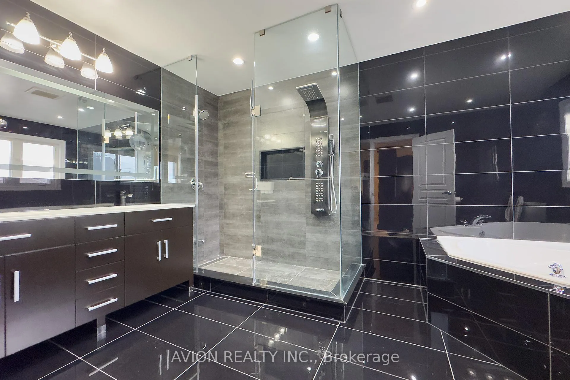 Photo 9 of Unit Upper, 45 Haskett Drive S, Markham, Cedar Grove — HOMEH