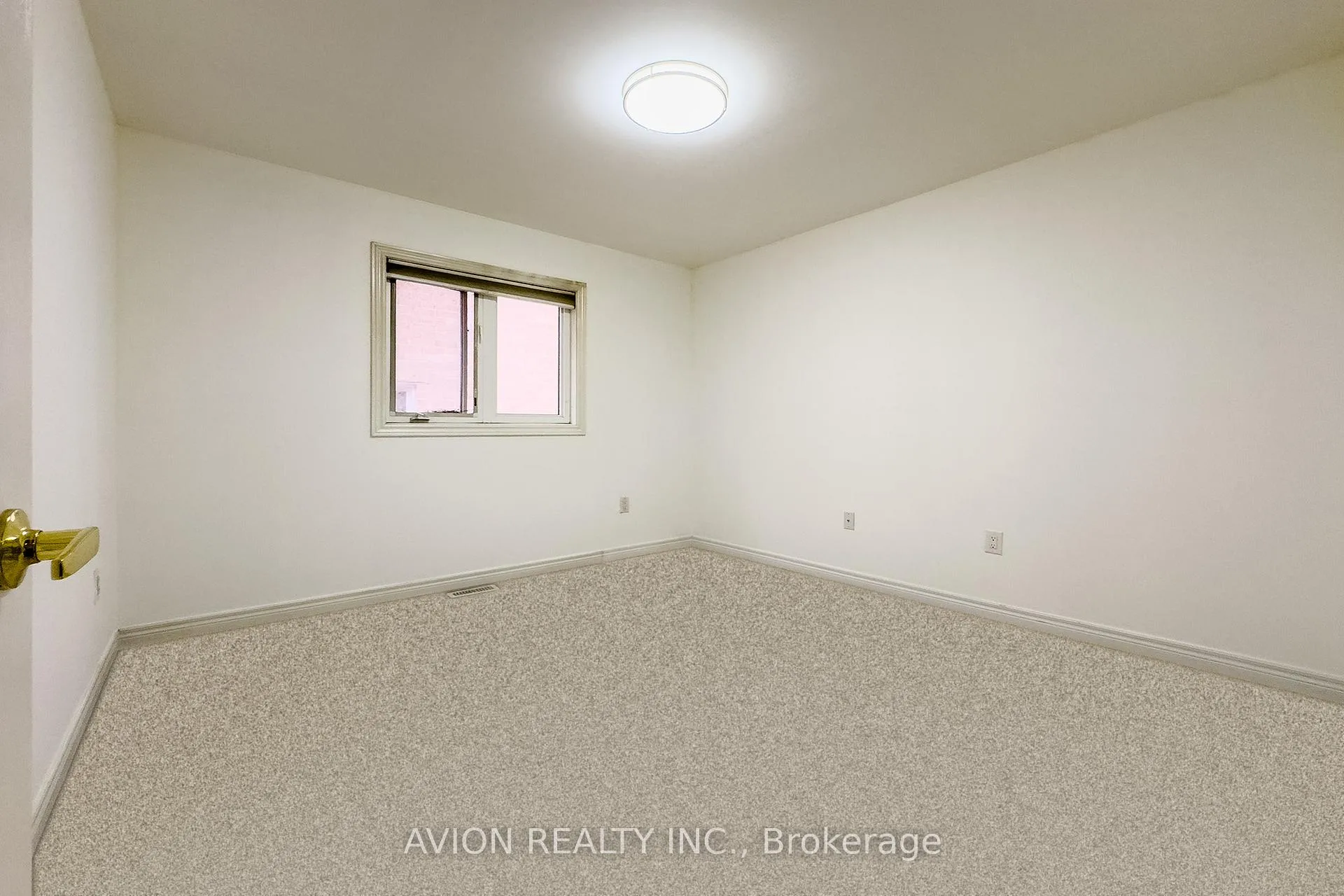 Photo 10 of Unit Upper, 45 Haskett Drive S, Markham, Cedar Grove — HOMEH