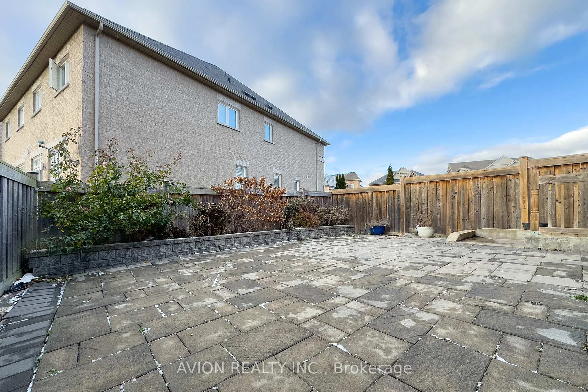Photo 16 of Unit Upper, 45 Haskett Drive S, Markham, Cedar Grove — HOMEH