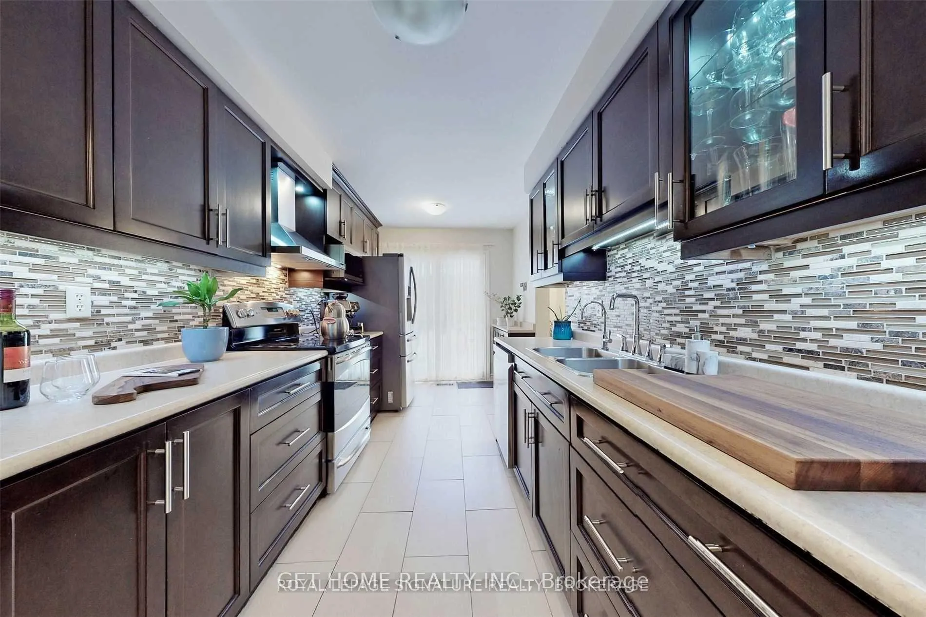 Photo 8 of 1616 Tawnberry Street, Pickering, Brock Ridge — HOMEH