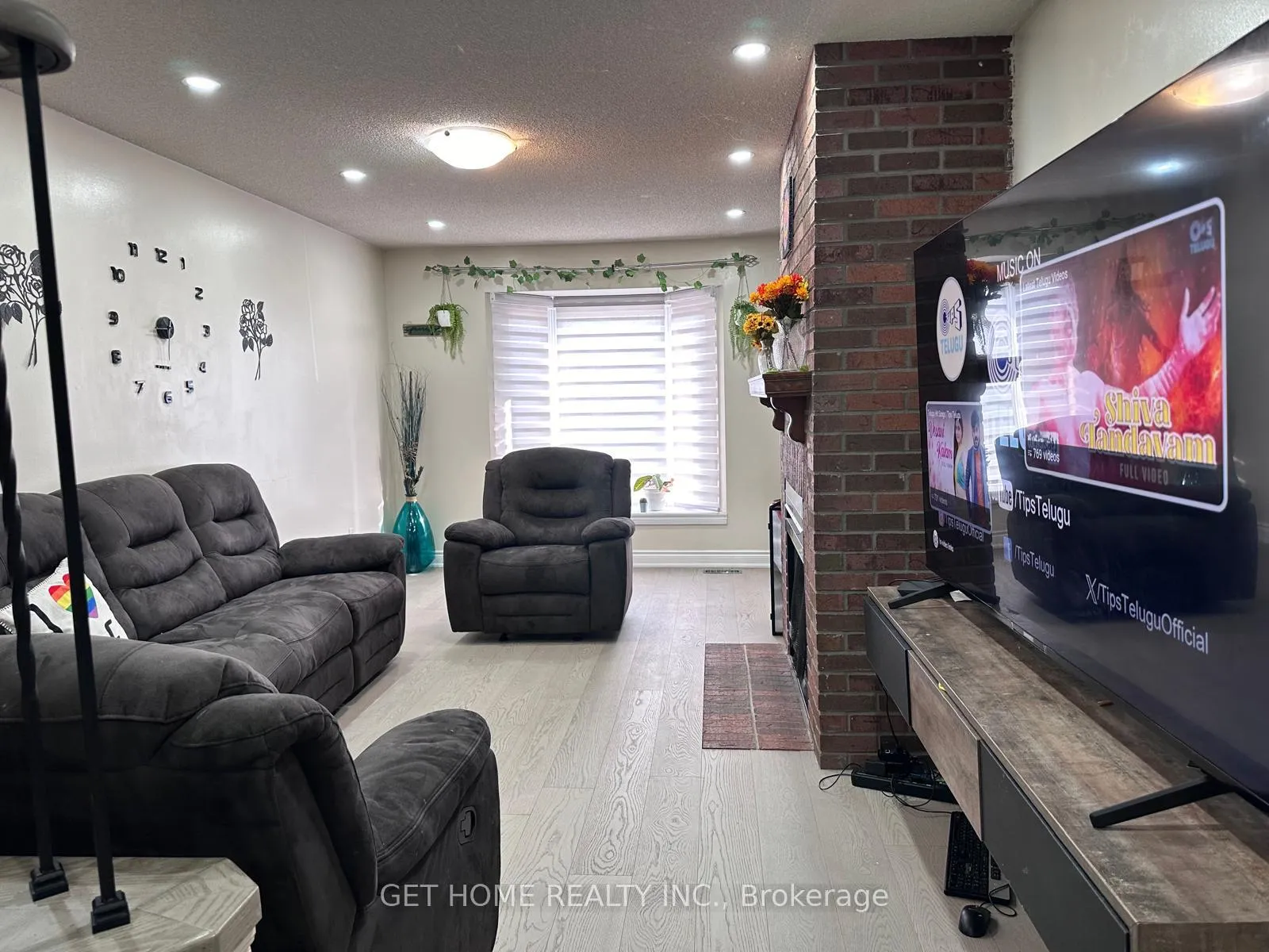 Photo 14 of 1616 Tawnberry Street, Pickering, Brock Ridge — HOMEH