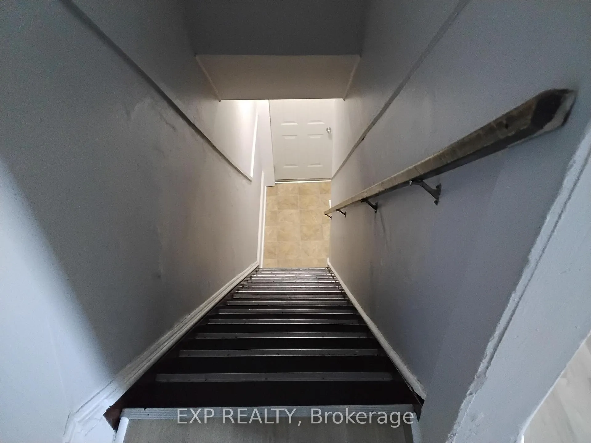 Photo 17 of 70 Victoria Avenue, Smiths Falls — HOMEH