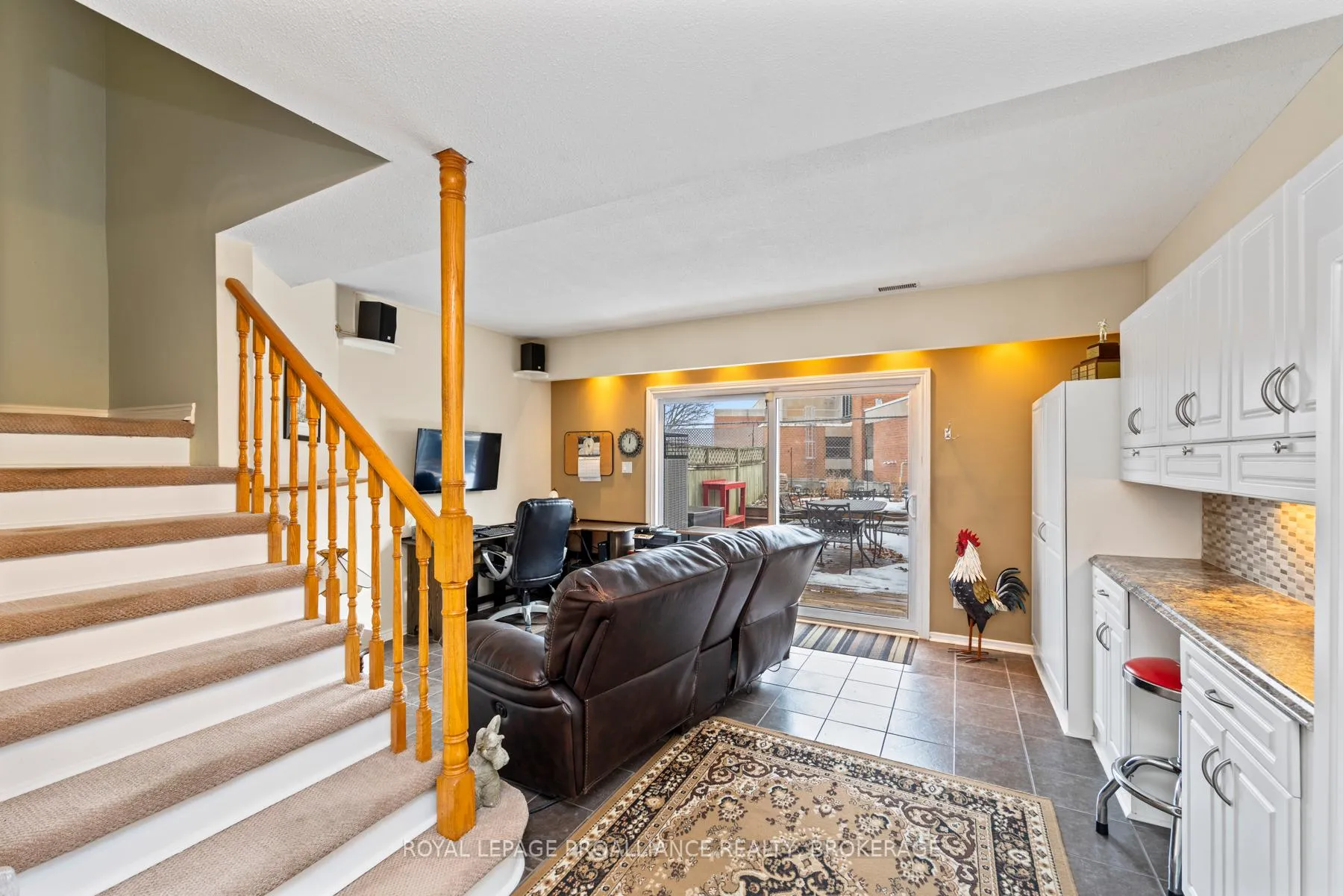 Photo 27 of Unit 29, 1 Place D'armes, Kingston, East of Sir John A. Blvd — HOMEH