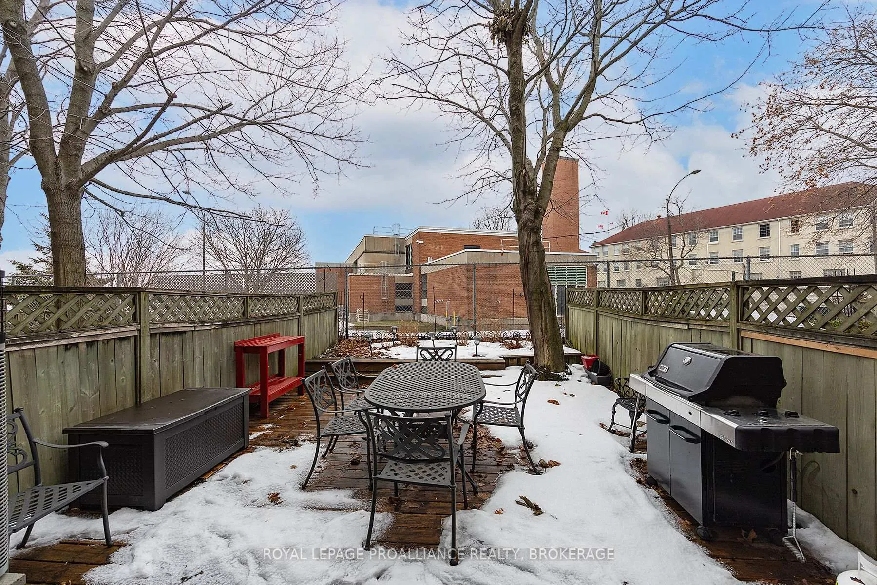 Photo 28 of Unit 29, 1 Place D'armes, Kingston, East of Sir John A. Blvd — HOMEH