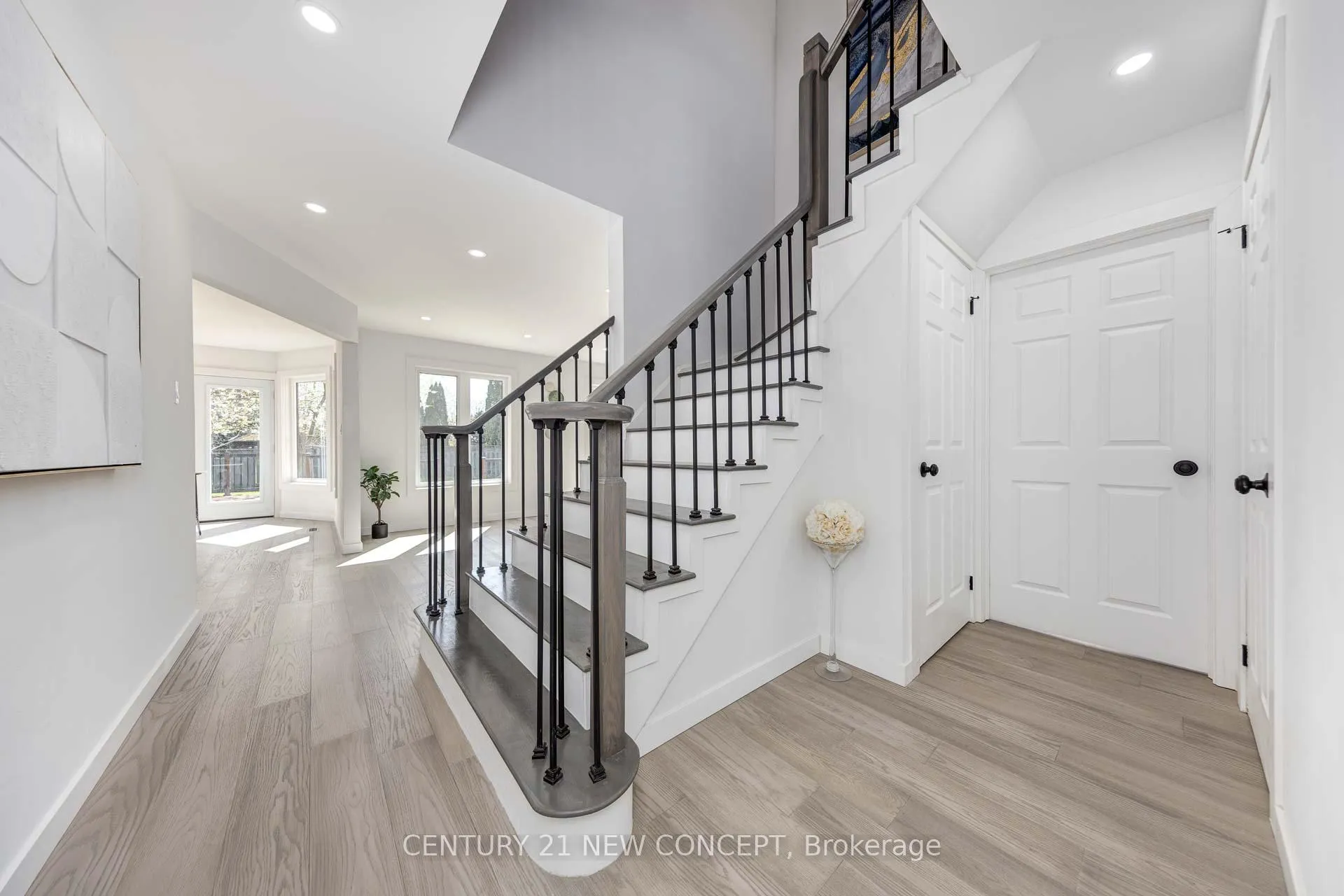 Photo 20 of 21 Westland Street, St. Catharines, Rykert/Vansickle — HOMEH