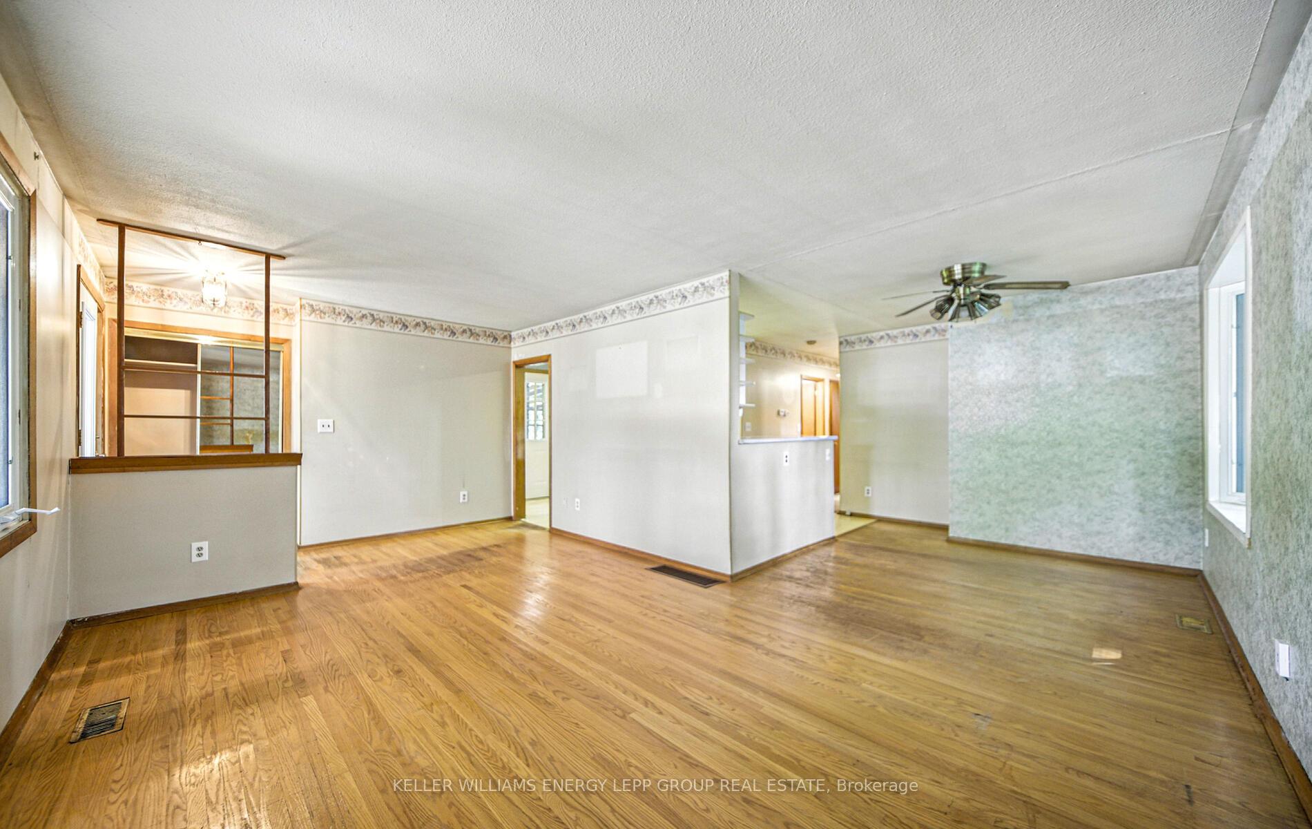Photo 7 of 95 Orchard Heights Drive, Clarington, Newcastle — HOMEH