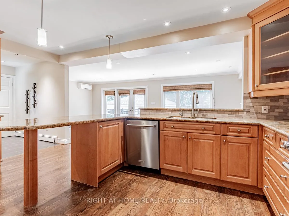 Photo 11 of 219 Briar Hill Avenue, Toronto, Yonge-Eglinton — HOMEH