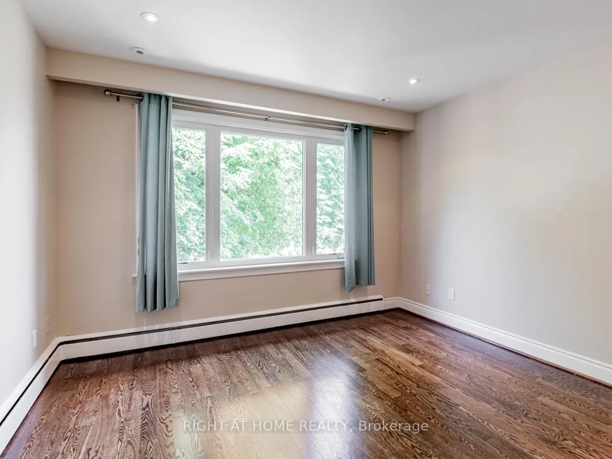 Photo 18 of 219 Briar Hill Avenue, Toronto, Yonge-Eglinton — HOMEH