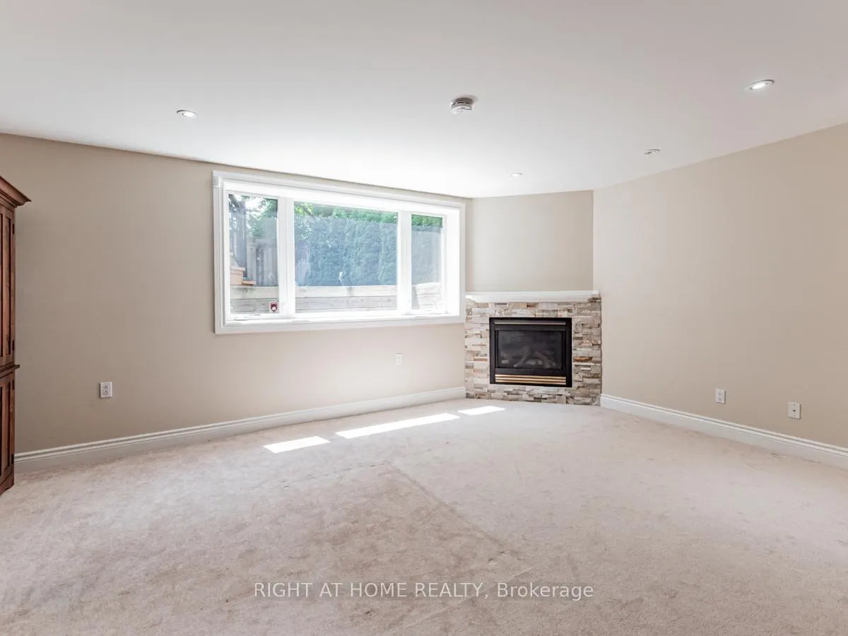 Photo 26 of 219 Briar Hill Avenue, Toronto, Yonge-Eglinton — HOMEH