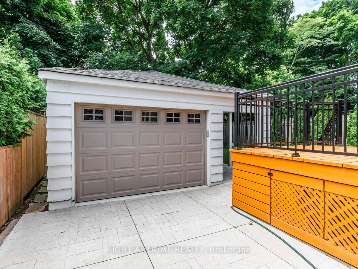 Photo 30 of 219 Briar Hill Avenue, Toronto, Yonge-Eglinton — HOMEH