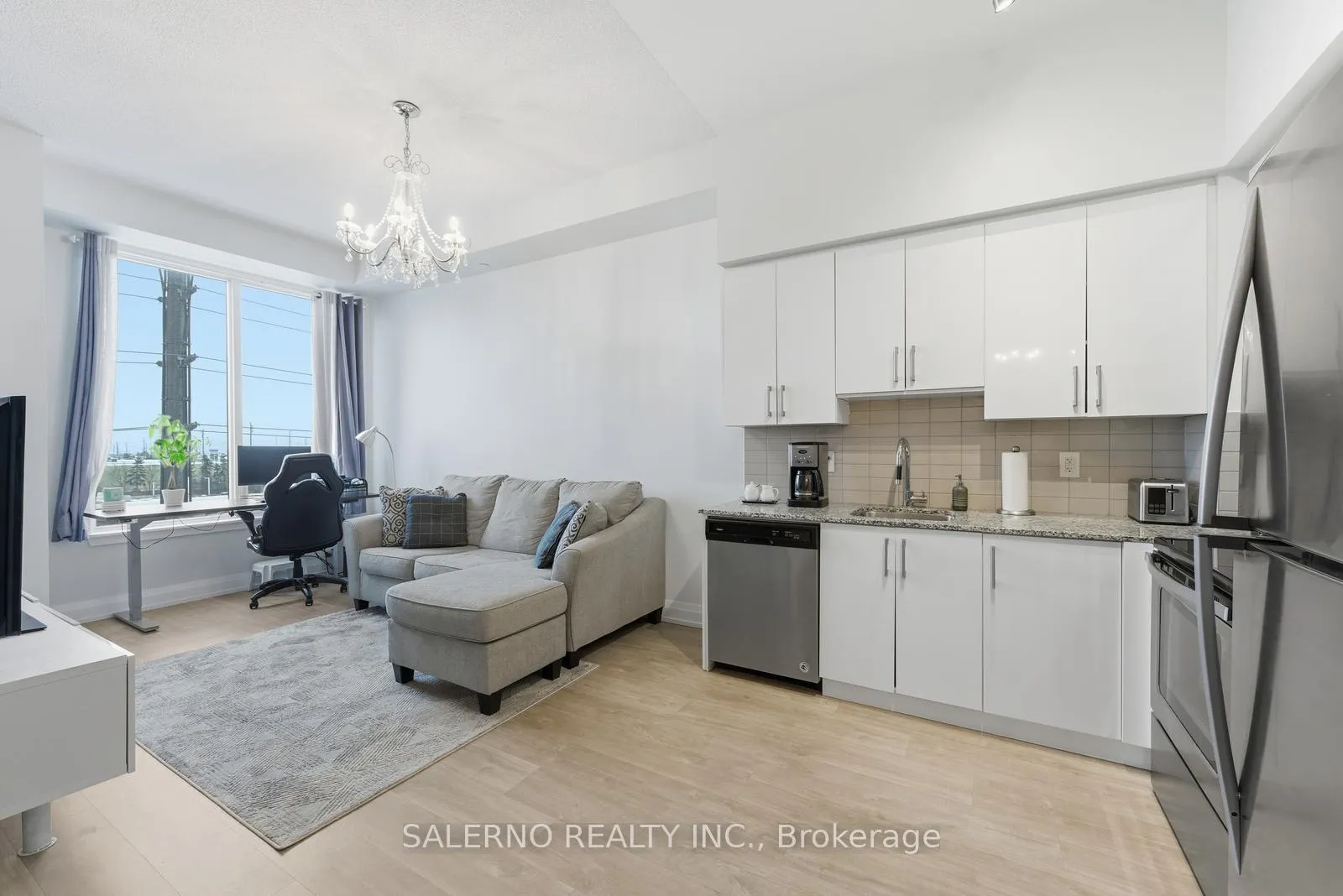 Photo 9 of Unit 327, 3600 Highway 7, Vaughan, Vaughan Corporate Centre — HOMEH