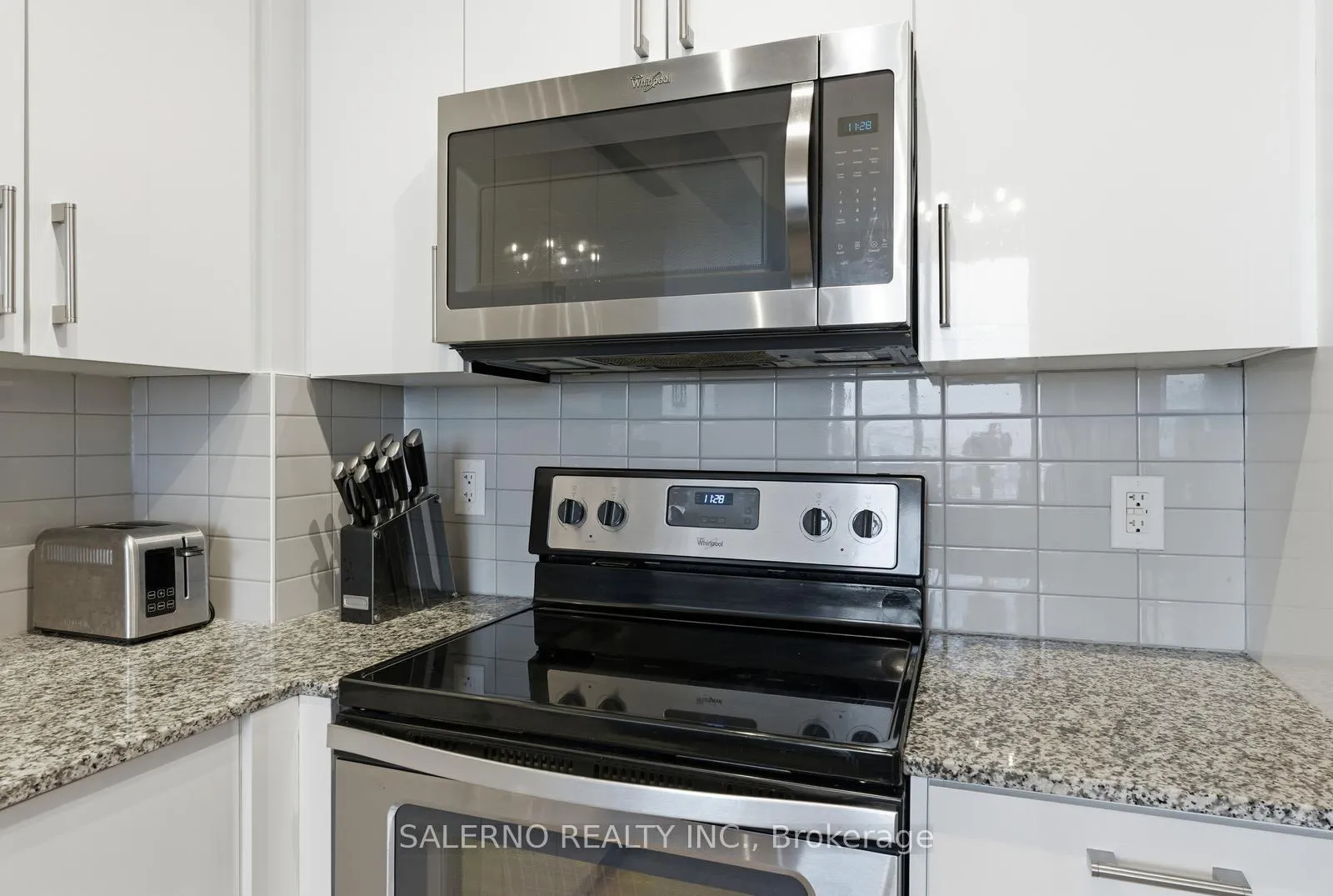 Photo 13 of Unit 327, 3600 Highway 7, Vaughan, Vaughan Corporate Centre — HOMEH