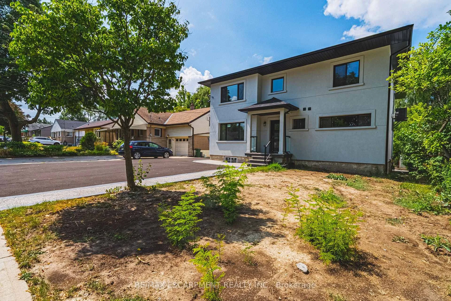 Photo 3 of Unit UPPER, 472 East 36th Street, Hamilton, Macassa — HOMEH