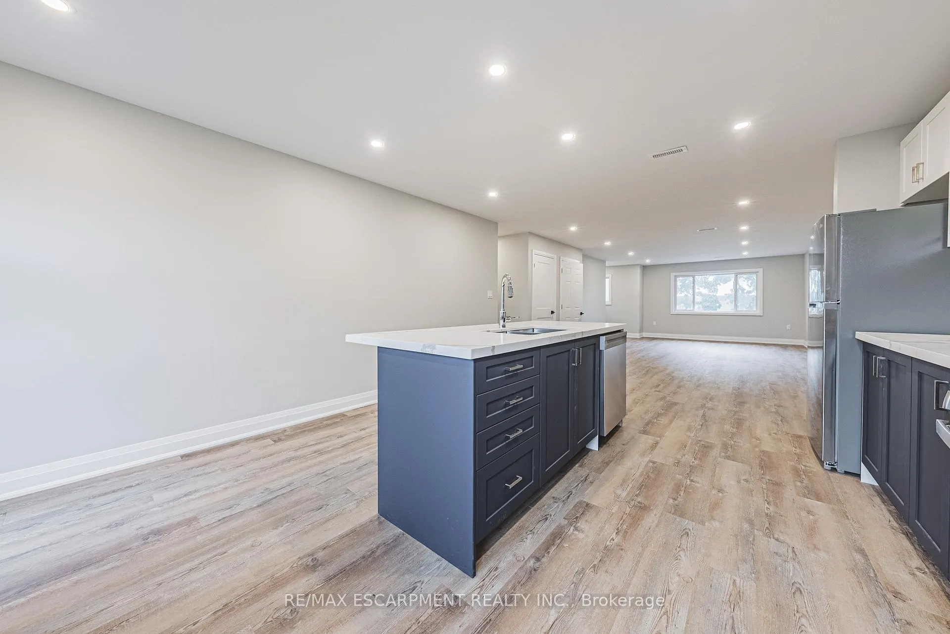 Photo 6 of Unit UPPER, 472 East 36th Street, Hamilton, Macassa — HOMEH