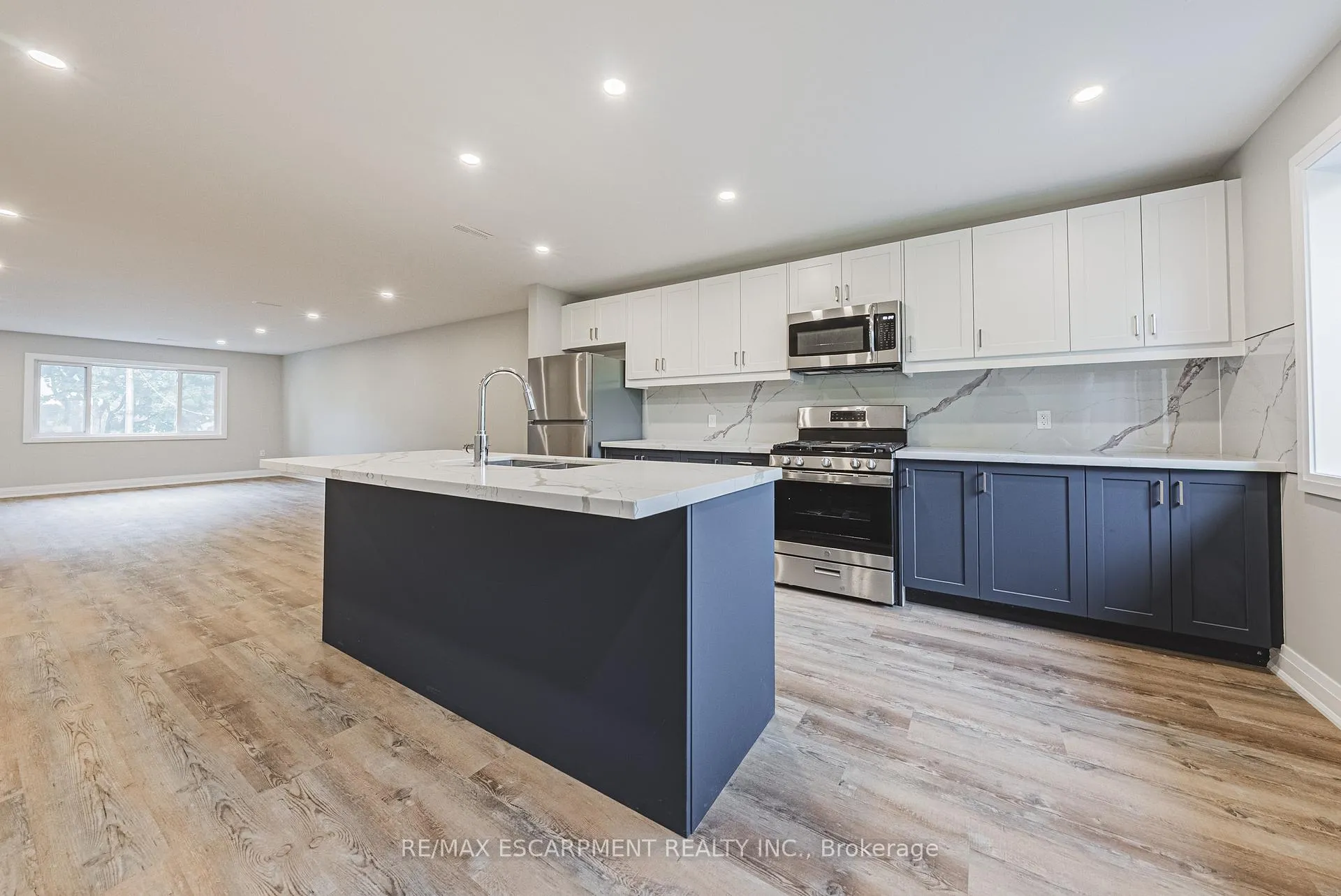 Photo 7 of Unit UPPER, 472 East 36th Street, Hamilton, Macassa — HOMEH