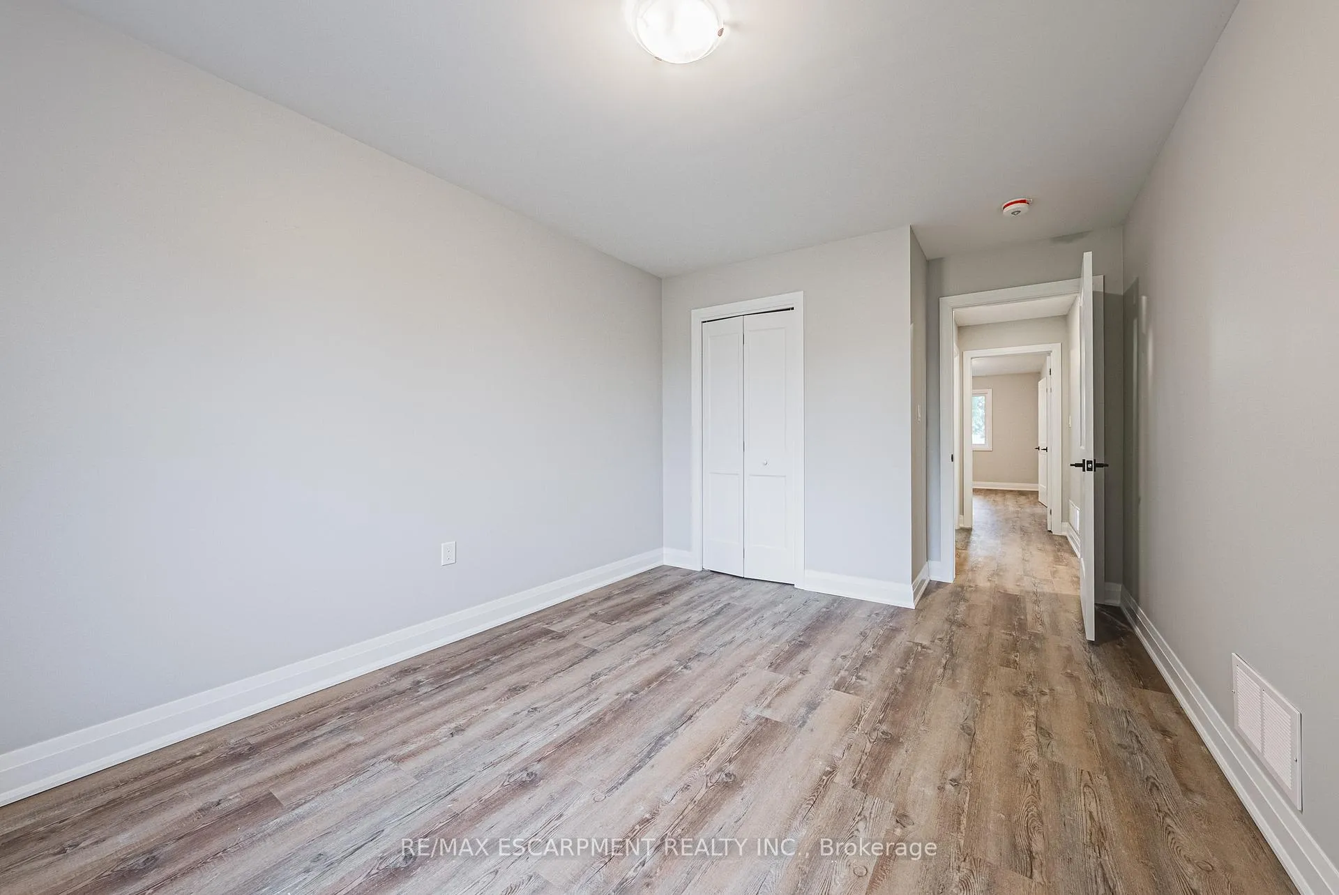 Photo 21 of Unit UPPER, 472 East 36th Street, Hamilton, Macassa — HOMEH