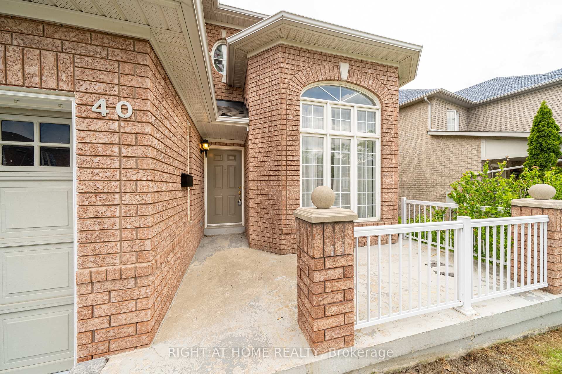 Photo 2 of 40 Nobbs Drive, Ajax, Northwest Ajax — HOMEH