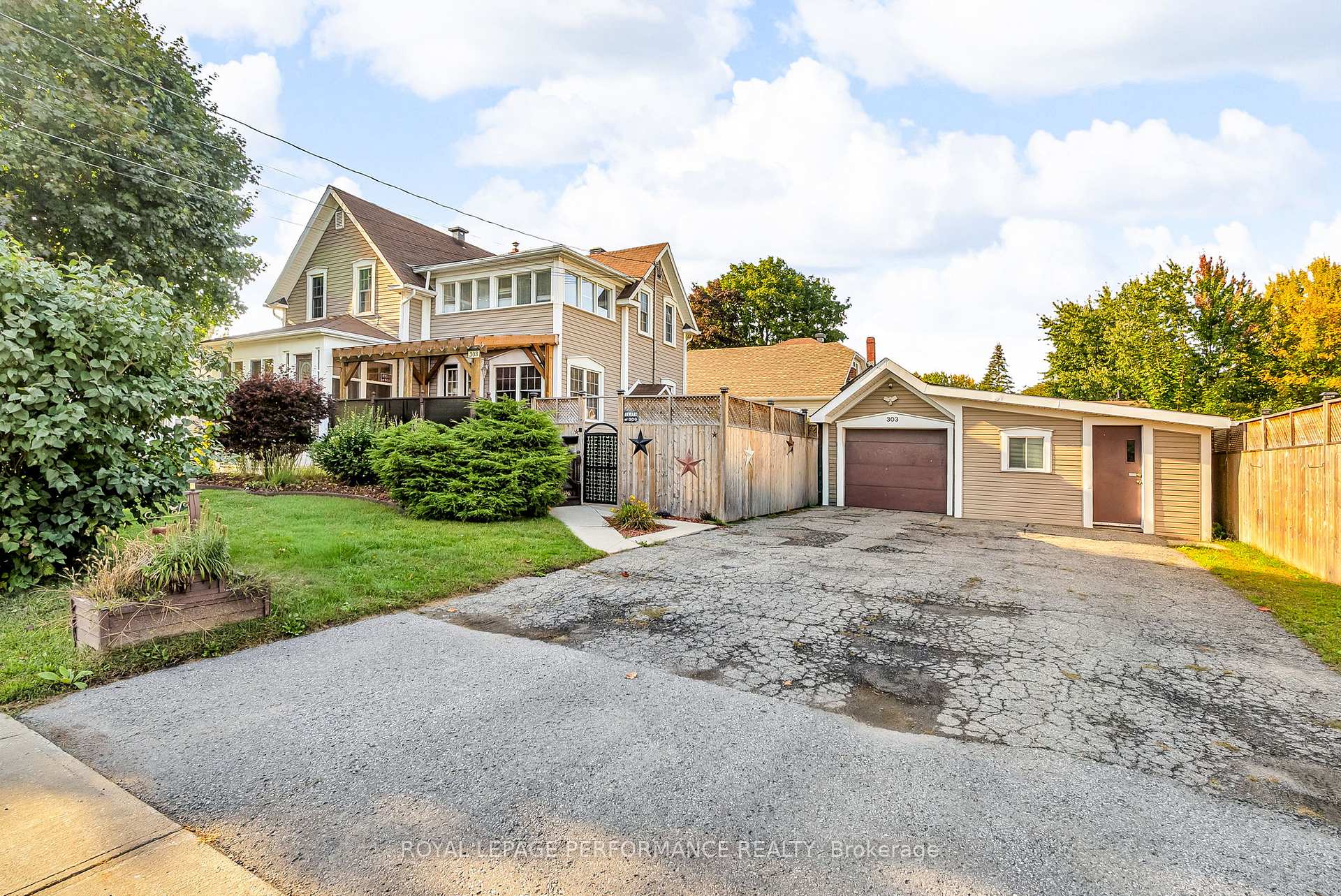 Photo 1 of 303 Fifth Street E, Cornwall — HOMEH