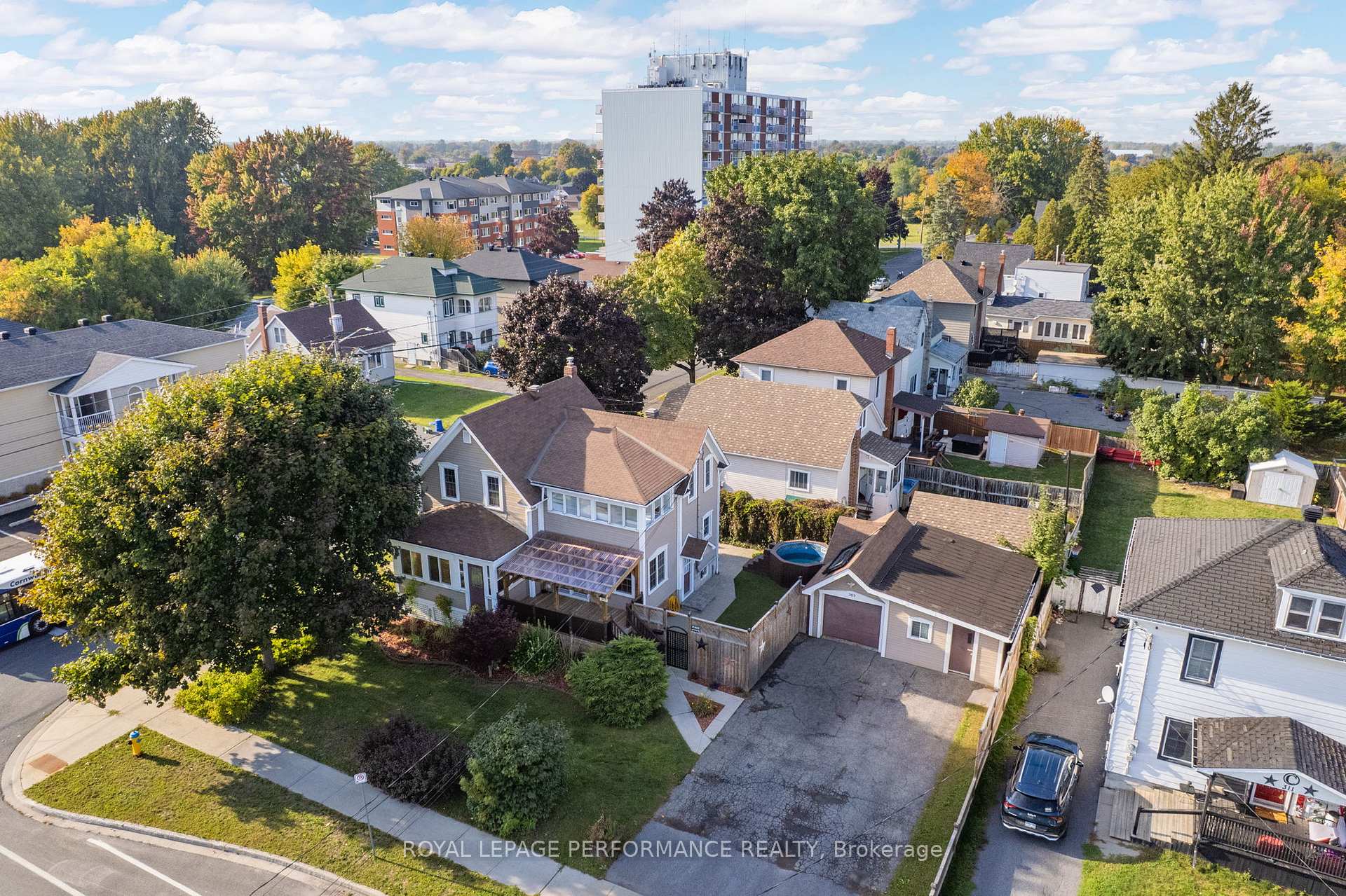 Photo 2 of 303 Fifth Street E, Cornwall — HOMEH