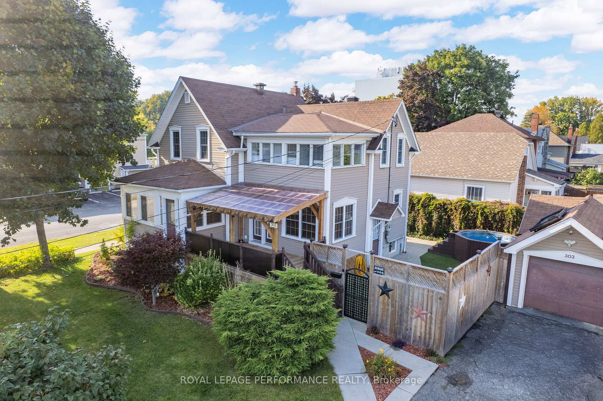 Photo 3 of 303 Fifth Street E, Cornwall — HOMEH
