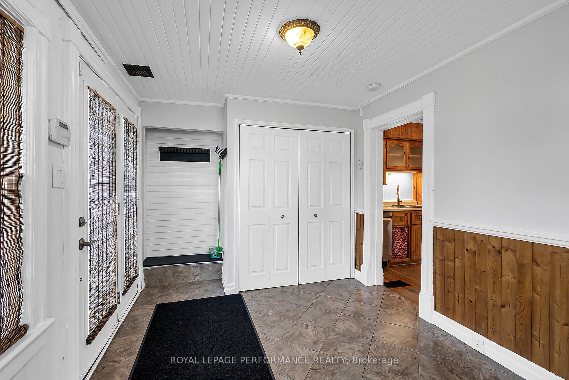 Photo 5 of 303 Fifth Street E, Cornwall — HOMEH