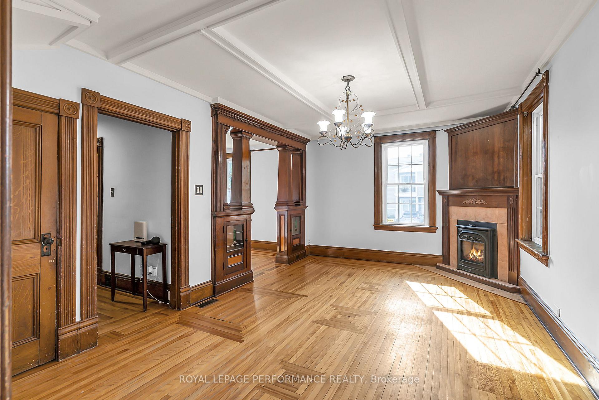 Photo 11 of 303 Fifth Street E, Cornwall — HOMEH