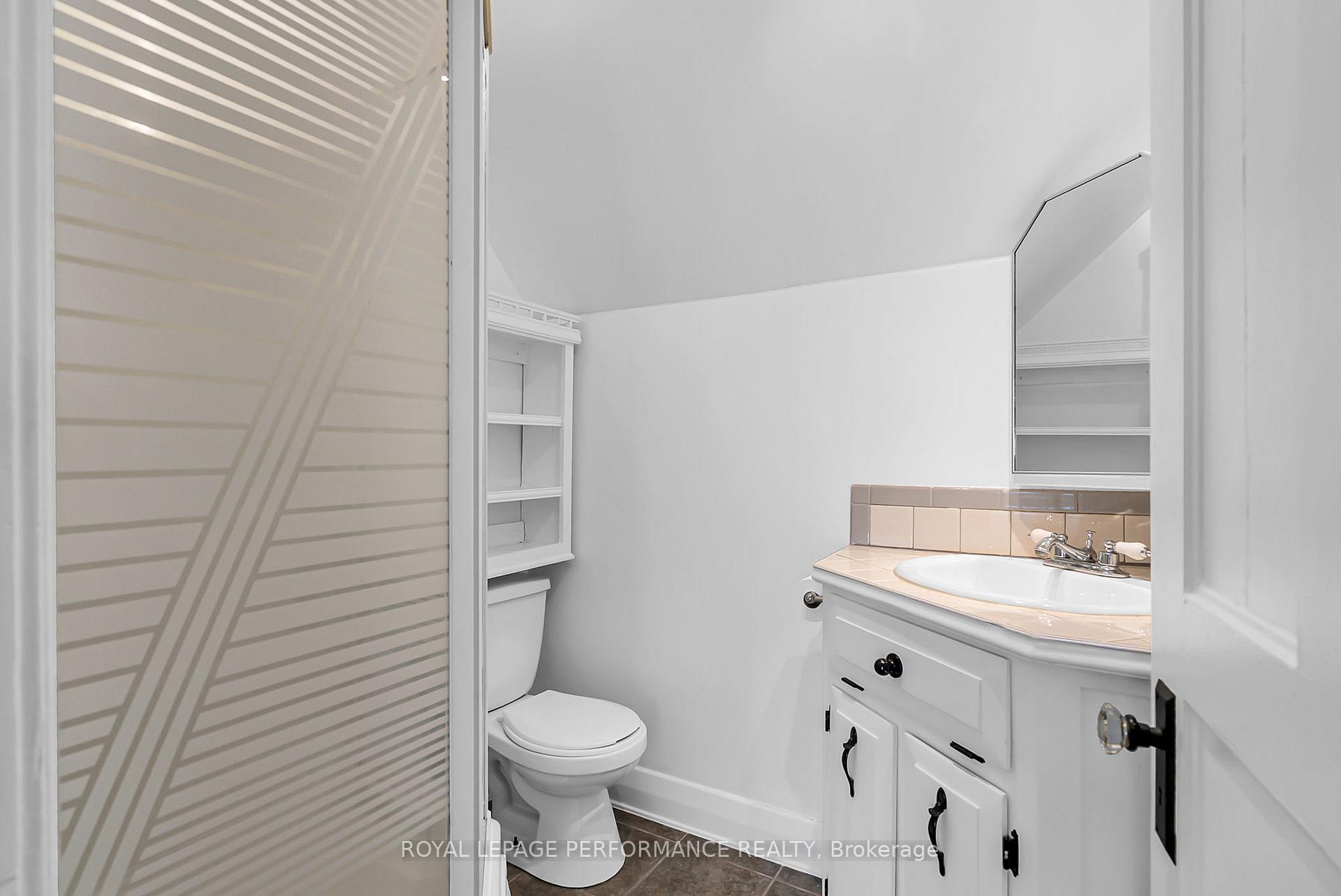 Photo 23 of 303 Fifth Street E, Cornwall — HOMEH
