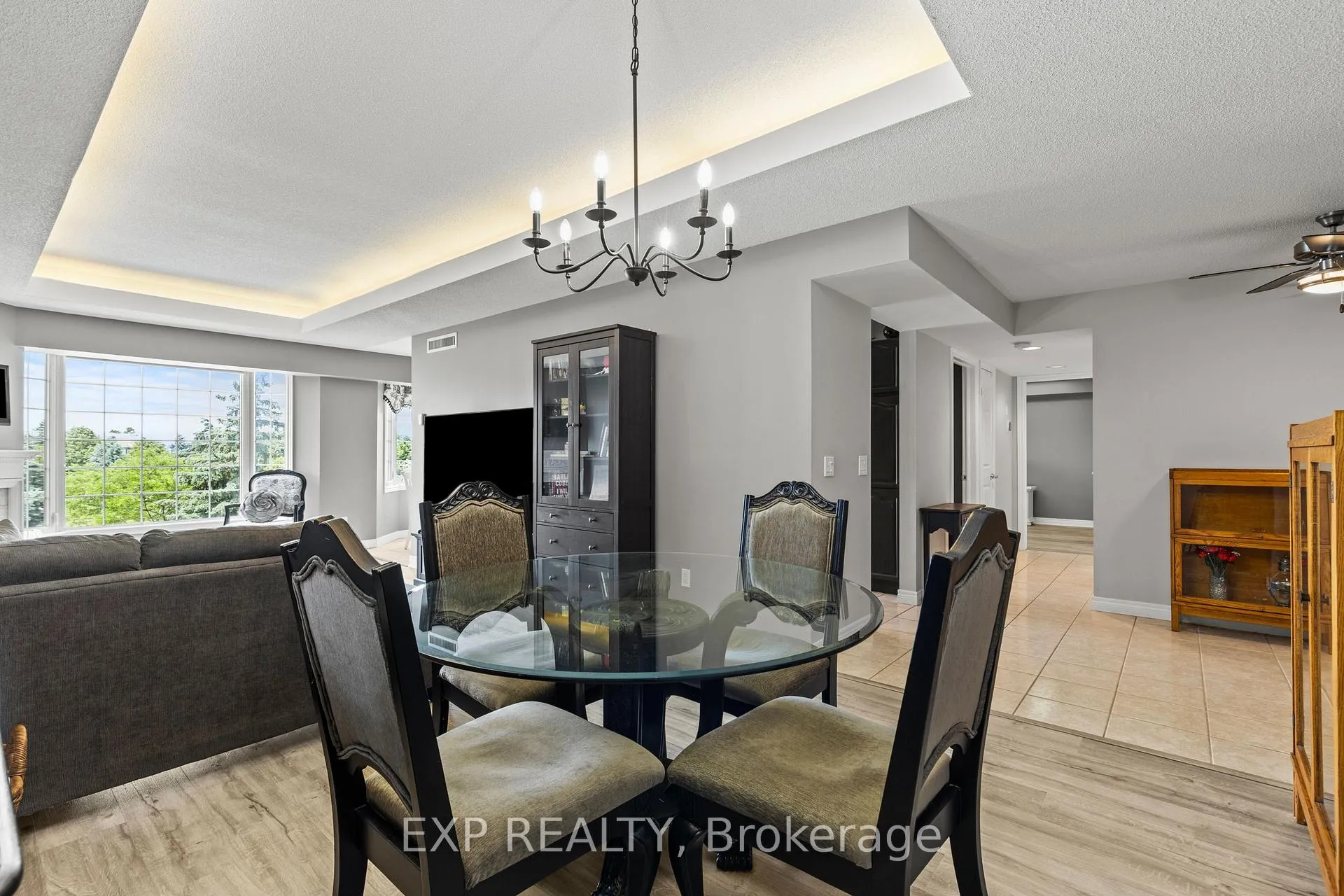 Photo 8 of Unit 301, 990 Golf Links Road, Hamilton, Meadowlands — HOMEH
