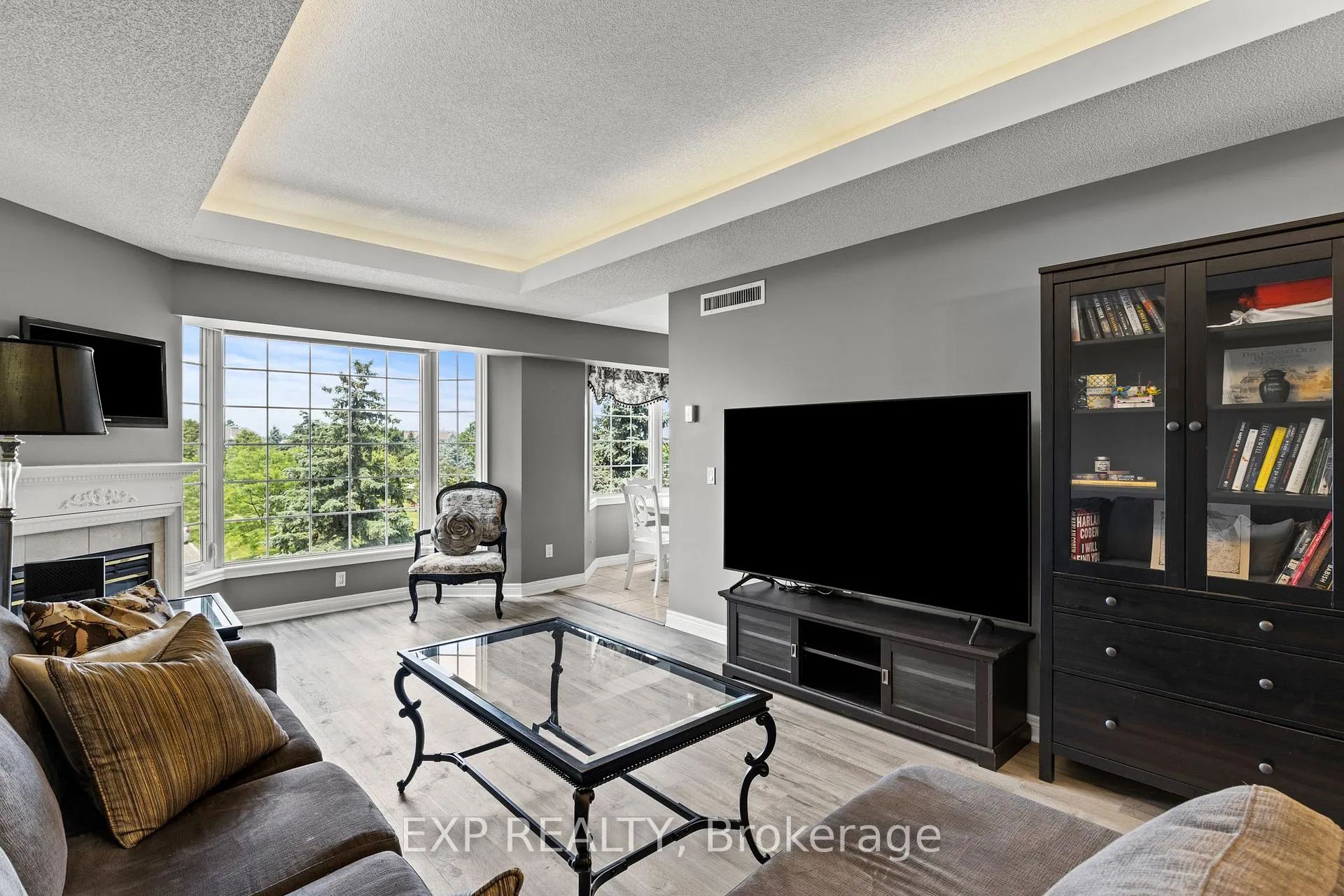 Photo 11 of Unit 301, 990 Golf Links Road, Hamilton, Meadowlands — HOMEH