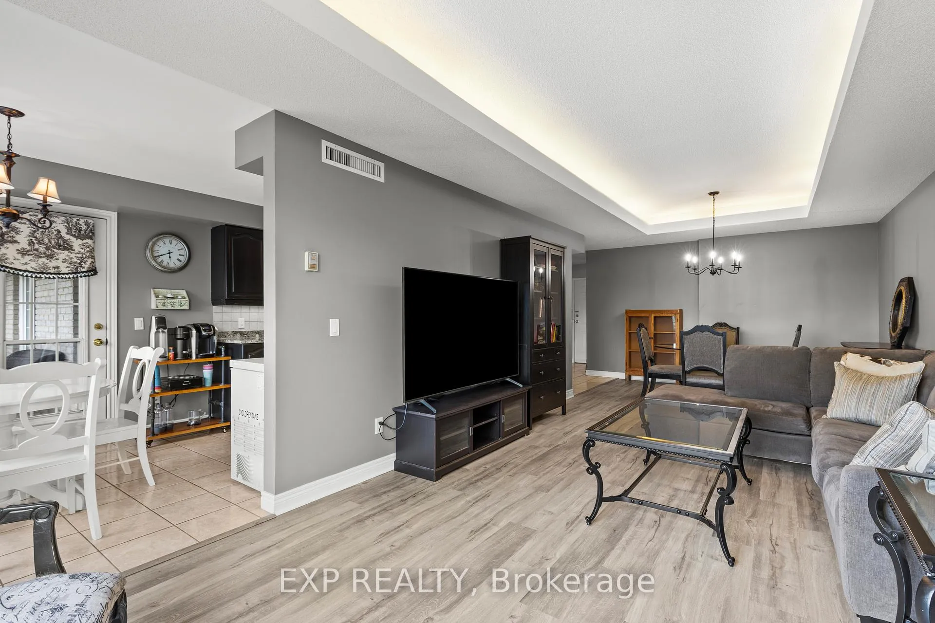 Photo 13 of Unit 301, 990 Golf Links Road, Hamilton, Meadowlands — HOMEH