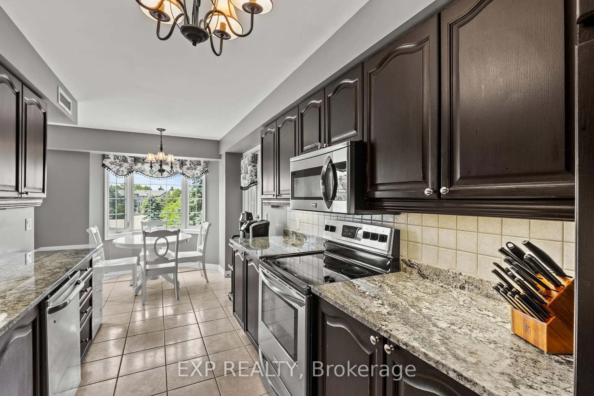 Photo 16 of Unit 301, 990 Golf Links Road, Hamilton, Meadowlands — HOMEH